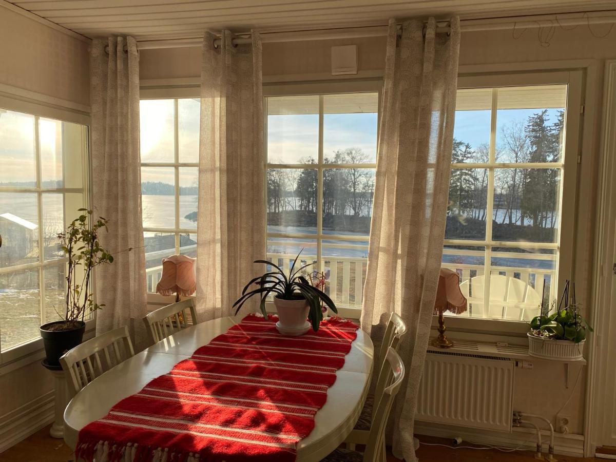 Paerla Med Egen Brygga Villa Vasteras Exterior photo